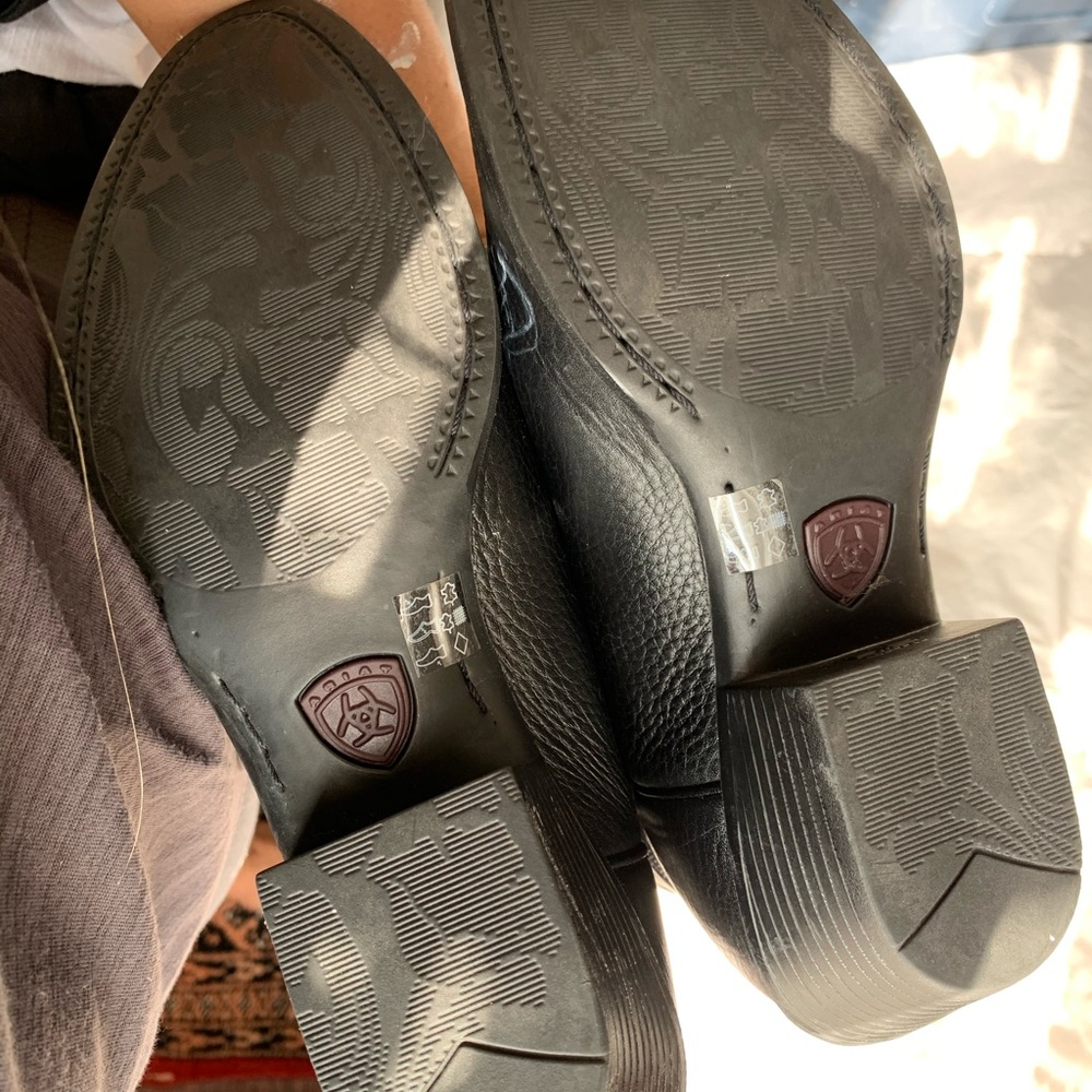 Boots - Picture 3 of 3